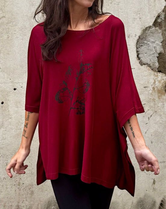 Bordó pončo Michaela Gautam Sadhira