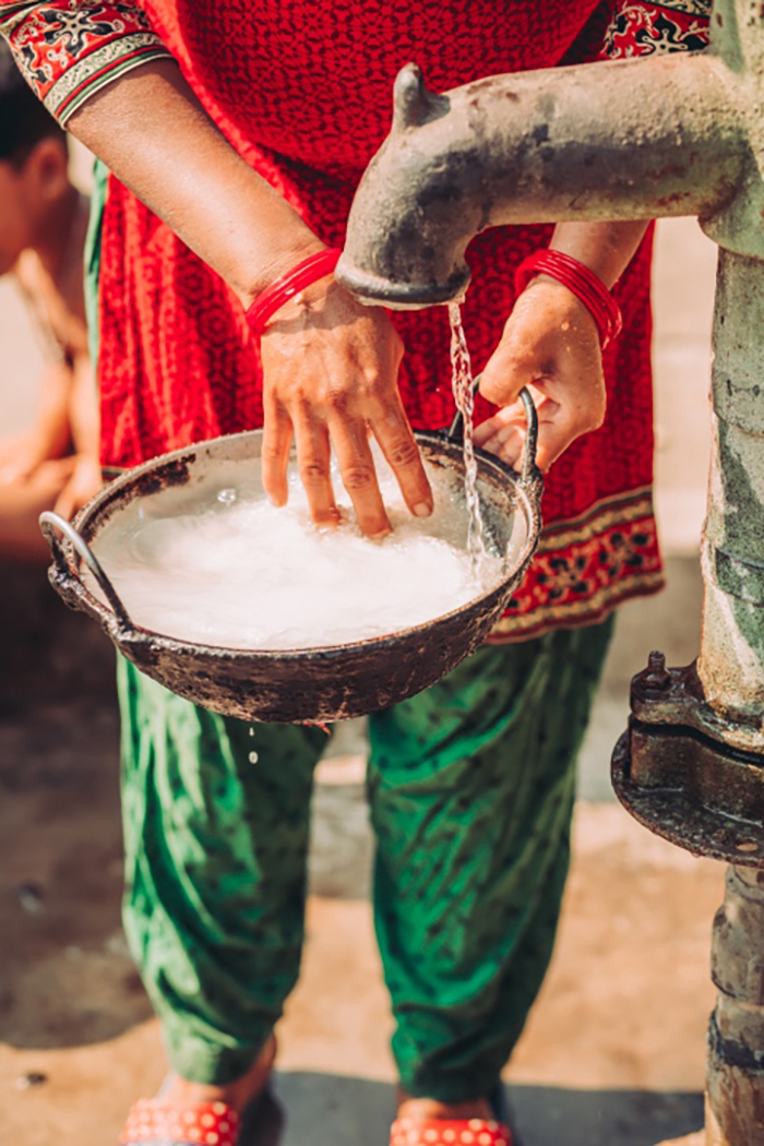 Kuchařka šmrncnutá Nepálem a Indií